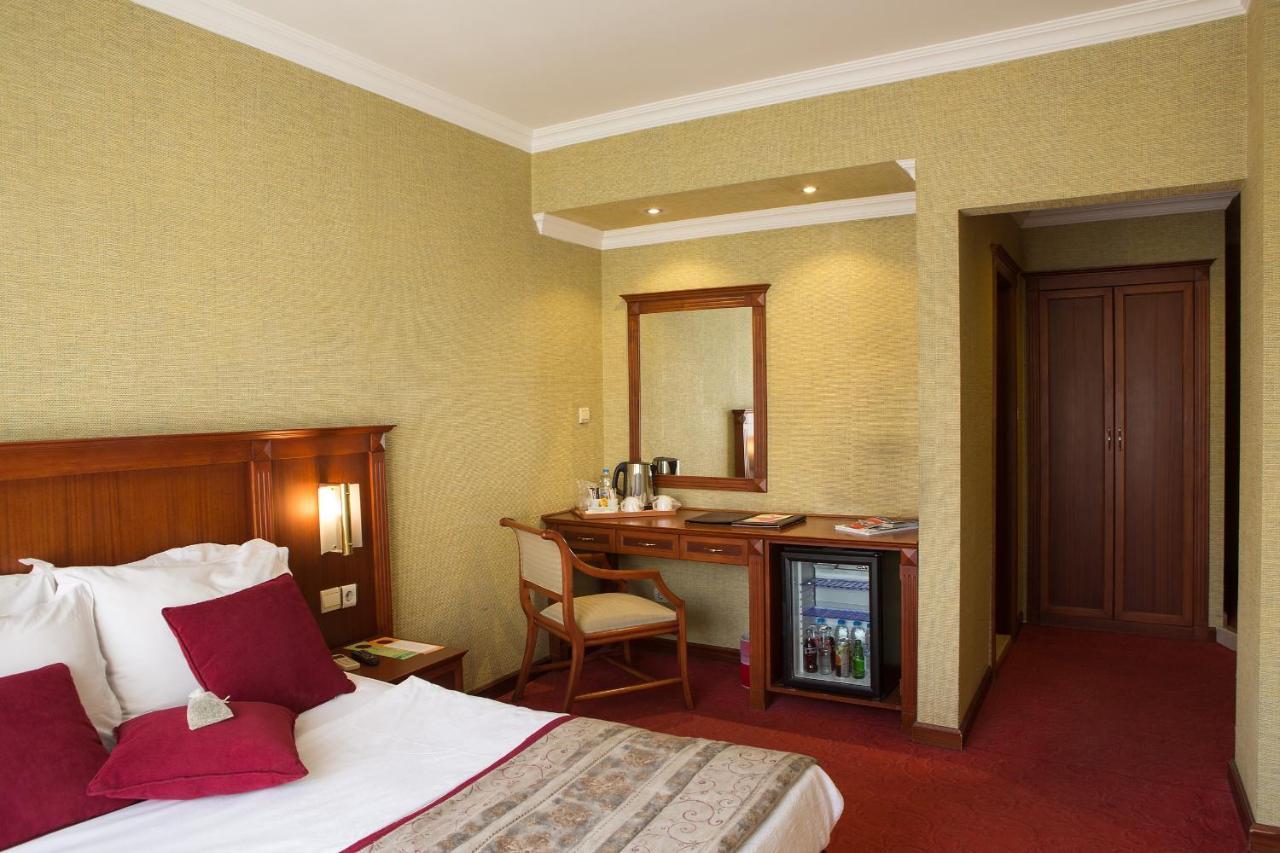 Elit Palas Hotel Ankara Buitenkant foto